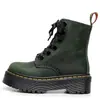 Botas de Moda de Couro Crazy Horse de Primeira Camada Pretas com Solado Grosso de 6 Furos para Mulheres 1460 Botas Curtas Femininas Estilo Britânico Plataforma com Cadarço Botas de Motocicleta de Trabalho
