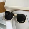 Óculos de Sol Modernos e Descolados com Dobradiça de Metal Estilo Coreano Retro para Homens e Mulheres, para Dirigir, Rosto Grande, Emagrecimento, Proteção UV