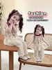 Conjunto de Jardineira Floral para Meninas Verão 2026 Novo Estilo Moda Coreana Fashionável Conjunto de Verão para Bebês Moda Infantil Conjunto de Três Peças