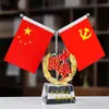 Decoración de bandera de escritorio ejecutiva, decoración de bandera nacional para sala de conferencias, portalápices de cristal de alta gama personalizado, regalo de bandera roja grande para escritorio