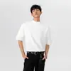 Camiseta Blanca de Manga Corta con Cuello Medio Alto para Hombre, Estilo Delgado de Verano Camiseta para Capas Interiores con Escote Pequeño, Camiseta de Moda de Manga Tres Cuartos