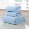 Set de toallas de baño de celosía catiónica auspiciosa al por mayor para comercio exterior, vellón coral de color liso, simple para el hogar, toalla para pareja
