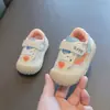 Sapatos de caminhada para bebê, com sola macia, antiderrapantes, para meninos e meninas, idades 0-3, com estampa xadrez e de estrelas, sapatos infantis funcionais, estilo primavera/outono