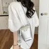 Moda Transfronteriza Bolso para Mujer Bolso Cruzado de Moda Nuevo 2026 Primavera/Verano Bolso de Hombro Versátil para el Trabajo Bolso Cubo Repujado