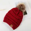 Gorro de lana con bola de pelo para coleta suministro etiqueta de sombrero CC cálido grueso tejido sin terciopelo