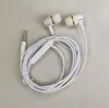 Fones de Ouvido Intra-auriculares Digitais E18 Tipo-C com Fio, Formato Cruzado, Controle Inline e Microfone, Fonte de Som, Totalmente Inspecionados na Fábrica, Produção Atacadista