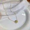 Colar de flor com zircônia banhado a ouro real corrente de clavícula pequena e fresca moda estilo doce cool simples temperamento colar atacado