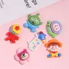 Accesorios de resina de dibujos animados oso fresa alienígena baño DIY accesorios para joyería pegamento de crema parche para funda de teléfono al por mayor