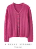 Cárdigan de punto trenzado retro de cachemira pura para mujer para otoño e invierno, con un patrón de manchas de colores, un estilo relajado y mangas largas.