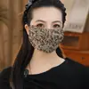 Máscara facial quente de outono e inverno para mulheres, à prova de vento e resistente ao frio, com camada interna forrada de fleece, design estampado, respirável, lavável e projetada para proteger a área dos olhos