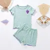 Conjunto de Dos Piezas Informal de Verano para Niños Pequeños, Estilo Coreano, Manga Corta y Shorts con Bordes Fruncidos, Elástico y Suave, Rayado, Versátil, Moderno