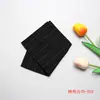 Algodón de punto jacquard liso rayado cuadrado pequeño fábrica Shengzhou al por mayor de punto toalla de bolsillo para hombre
