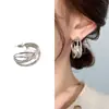 Pendientes de diseño de nicho únicos de personalidad exagerada retro alto sentido temperamento doble anillo perla C aro de oreja venta al por mayor