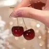 Pendientes de Alta Gama con Diseño de Fruta de Cereza, Pendientes Largos Únicos con Colgante de Cereza, Pendientes de Cereza de Lujo Ligero