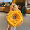 Brinquedo de Comida Simulada Chaveiro Pingente de Pão Assado Donut Bolsa de Sobremesa de PU Criativa Acessório de Brinquedo para Chaveiro