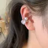Celebridad de Internet Explosivo Super Brillantes Pendientes de Perla y Circonita Lujo Ligero Nicho Moda de Alta Gama Elegante Pin para Cartílago de la Oreja para Mujeres