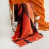 Cachecol de Imitação de Caxemira Outono e Inverno para Mulheres Nova Moda Cor Combinada Estampado com Franjas Xadrez Cachecol à Prova de Frio e Quente Venda por Atacado