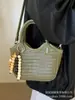 As Bolsas Pequenas Populares Deste Ano para Mulheres no Outono e Inverno São Versáteis Novas Bolsas Transversais Casuais 2025 Bolsas Tipo Sela Retrô Bolsas Tipo Balde
