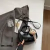 Bolso de Mano de Moda con Diseño de Nicho para Mujer 2025 Nuevo Estilo Bolso de Hombro Versátil Bolso Cruzado Casual de Gama Alta