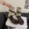 Encuentro Primero Temporada 2026 Primavera Nuevas Sandalias Romanas Versátiles de Punta Abierta con Cremallera para Mujer con Elegante Tacón de Cuña