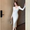 Diosa francesa de la dopamina sexy chic halter tejido falda de cadera transfronteriza de mujer otoño nuevo suéter de moda vestido