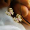 Pendientes vintage franceses delicados de alta gama sin orificios, con forma de mariposa, esmalte blanco, circonita rosa y placa de incienso de mosquito.