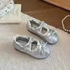 Sapatos de Princesa com Renda para Meninas 2026 Primavera/Verão Nova Moda Versátil Laço Sapatos de Princesa Baixos para Crianças