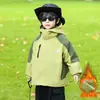 Jaqueta com Capuz Infantil Estilo Primavera e Outono 2026 Novo Estilo Masculina Três em Um Roupa de Outono Top Bebê Roupa de Outono e Inverno