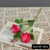 Flor Artificial de Rosa Realista de Alta Gama con 3 Cabezas y Tacto Hidratante, Decoración para el Hogar de Lujo Ligero, Elemento para Escaparate, Accesorio para Fotografía, Flor de Rosa Artificial