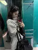Camisa Asimétrica de Dos Vías, Manga Corta Rayas Romanas Estilo Italiano Cleanfit, Ambiente Relajado de Vacaciones, Múltiples Estilos de Cuello para Cambiar