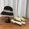 Sombrero de Pescador Nuevo Estilo Primavera y Verano Bloque de Color para Mujer con Decoración de Perlas, Elegante y de Moda para Viajar, Hace que la Cara se Vea Más Pequeña, Sombrero de Sol Versátil