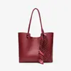 Bolsa de Grande Capacidade para Mulheres, Moderna e Versátil, Novo Estilo 2026, Simples de Ombro Único Cor Sólida Casual para Trabalho e Deslocamento Bolsa Tote