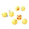Muñeco Original de Pollito Amarillo Lindo Adornos DIY Accesorios para Colgar Mini Coche Escritorio Pequeños Adornos de Resina