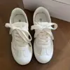Zapatillas de Entrenamiento Alemanas de Lunares Frescas para Mujer, Nuevo Modelo Primavera y Otoño 2026, Patrón de Estrellas, Únicas, Versátiles, Ligeras, Duraderas Zapatos para Mujer
