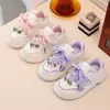 Zapatos para Niña 2026 Primavera y Otoño Nuevos Zapatos Deportivos Infantiles Casuales Versátiles Zapatos Blancos Ligeros Transpirables Tenis para Niña