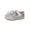 Zapatos de Princesa Plateados para Niñas Caricatura Lazo Suela Suave Zapatos de Rendimiento Verano Delgados Zapatos de Cuero para Niños Planos para Niña Pequeña