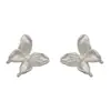 Brincos Pequenos de Metal Borboleta Minimalistas de Moda de Nicho com Design Único, Elegantes e Luxuosos, Brincos Compactos e Versáteis para Venda por Atacado
