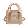 Bolsa Diana Bordada Moda Retro Luxo Leve Transfronteiriça Feminina 2026 Transversal Bolsa de Mão de Alto Padrão Bolsa Transversal de Ombro