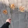 Flores Artificiales Doradas, Arreglo Floral de Cubeta de Bendición de Año Nuevo, Material Floral para Salón de Bodas de Eucalipto y Frutos de Acebo, Adornos Chinos