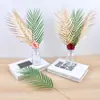 Explosões Transfronteiriças Folha de Palmeira Tropical Artificial Arbusto de Plástico Folha de Samambaia com Haste Adequado para Decoração de Mesa de Festa Havaiana