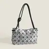 Bolsos para Mujer 2025 Nueva Moda Geométrico Acolchado Bolso de Hombro Tendencia Japonesa Bolso Tofu Pequeño Cruzado de Mujer Piel Suave