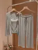 Pijama de camisola rosa estilo dulce con copas en el pecho para mujer, nueva llegada de otoño, conjunto de tres piezas de ropa de estar suave y amigable con la piel, se puede usar al aire libre