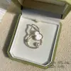 Broche de Calabaza de Material de Lujo Ligero con Doble Bendición, Sensación de Alta Gama, Imperdible de Seguridad Antiexposición, Pin de Solapa para Mujer, Accesorio de Ropa