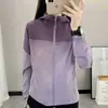 Chaqueta de Protección Solar UPF50+ para Mujer Modelo Nuevo Verano 2025 Protección UV Impermeable con Capucha Ropa de Protección Solar Secado Rápido Abrigo de Seda de Hielo