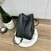 Bolso Cubo Nuevo de Cordón para Mujer Verano 2026, Bolso de Hombro de Diseño Nicho para el Trabajo, Bolso Cruzado de Color Sólido