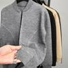 Cardigan Tricotado da Moda Estilo Hong Kong para Homens, Lançamento Outono e Inverno 2026 Jaqueta Suéter de Tricô Casual Roupas Masculinas