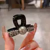 Presilha Pequena de Garra Novo Diamante Dongdaemun Moda Feminina Versátil Grampo de Meio-rabo Influenciador da Internet Presilha Lateral de Pérola Presilha para Cabelo Quebrado