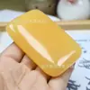 Pingente Jade Bege Natural Marca Wushi Jade Bege Amarelo Óleo de Galinha Fino Pingente Marca Wushi Joias Masculinas e Femininas