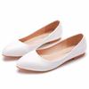 Europeu e americano apontou sapatos baixos sapatos casuais comércio exterior sapatos de tamanho grande salto plano sapatos femininos de tamanho grande 40-43 sapatos brancos
