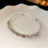 Pulsera de Apertura Flor de Zirconia Chapada en Oro Real de 14K Gota de Agua Pulsera de Lujo Ligero Sentido de Alta Gama Pulsera Elegante de Nicho para Mujeres
